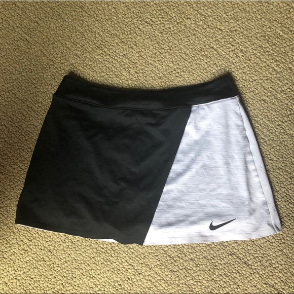 Nike tennis skirt, see matching tank top